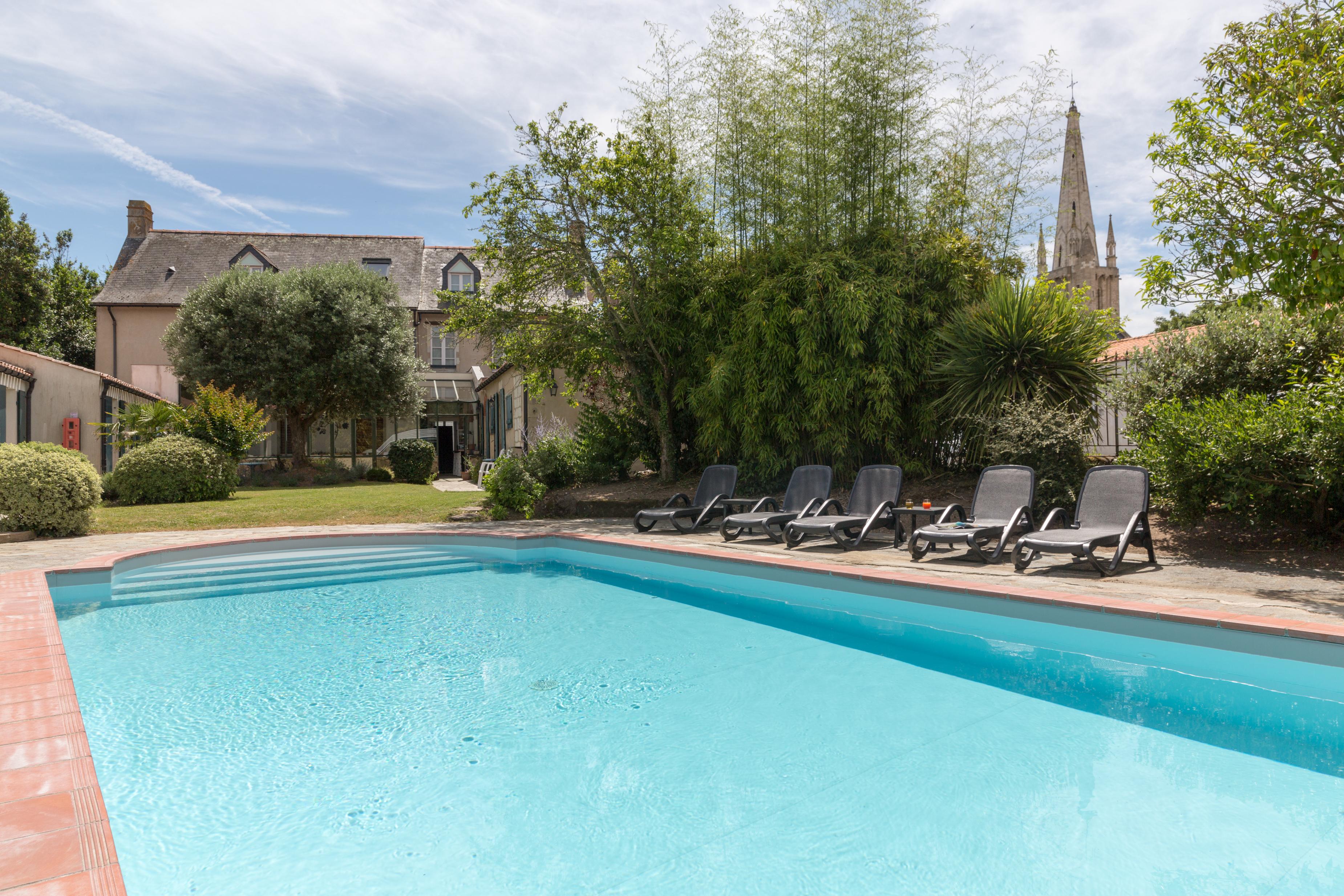 Domaine Le Martinet, The Originals Relais Hotel Bouin  Exterior foto